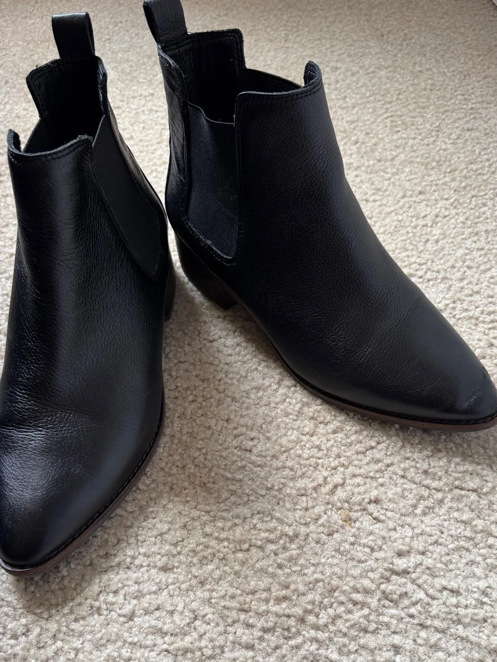 Lucky Brand Black Leather Chelsea Ankle Boots